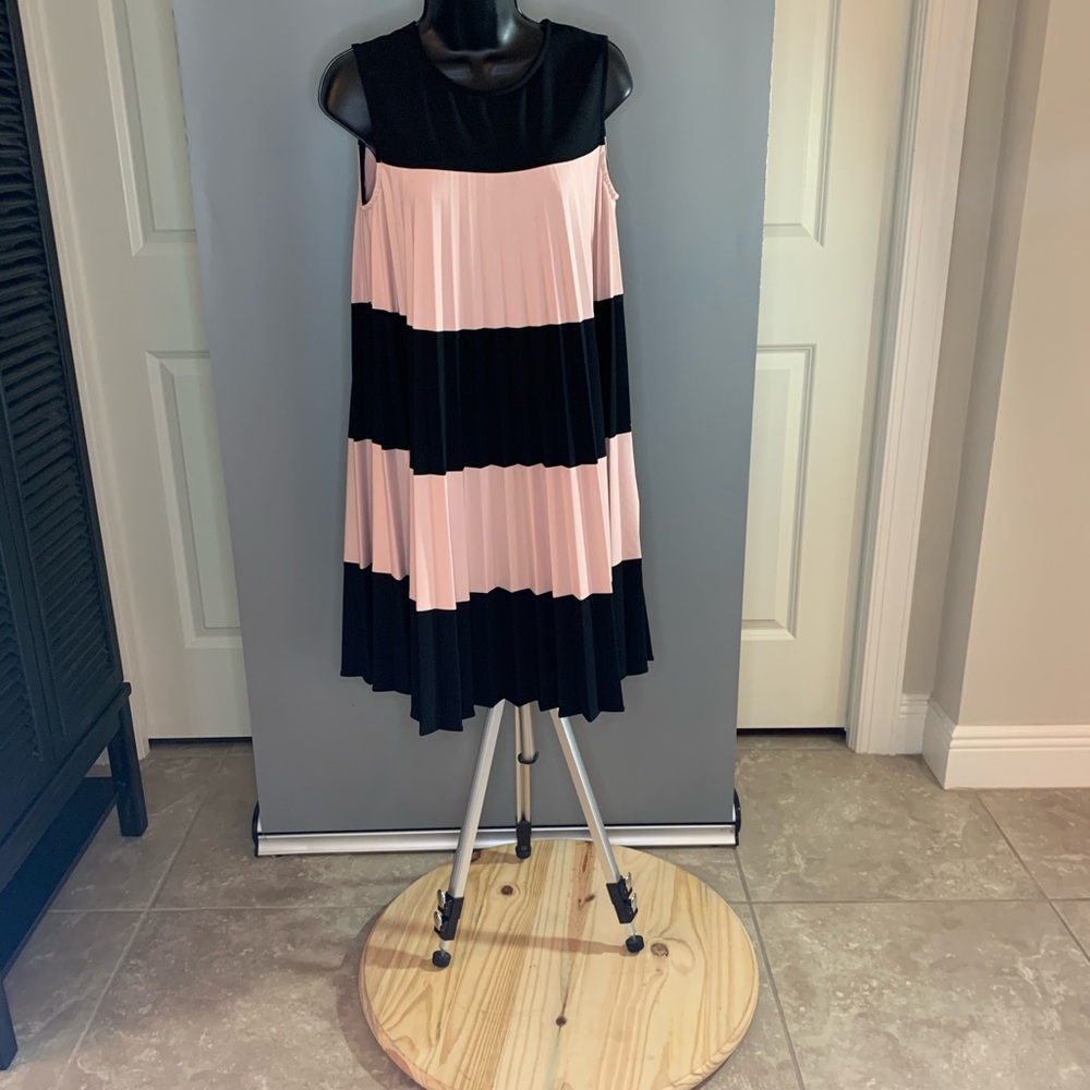 Joseph Ribkoff Pink/Black Piano Pleat Dress